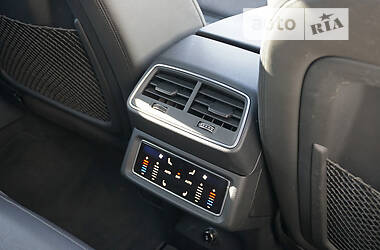 Внедорожник / Кроссовер Audi e-tron 2019 в 
