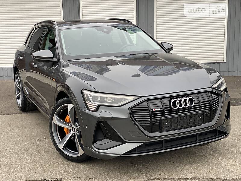 Позашляховик / Кросовер Audi e-tron 2022 в Києві