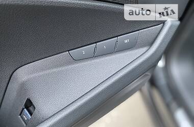 Позашляховик / Кросовер Audi e-tron 2022 в Києві