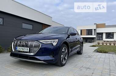 Позашляховик / Кросовер Audi e-tron 2020 в Черкасах