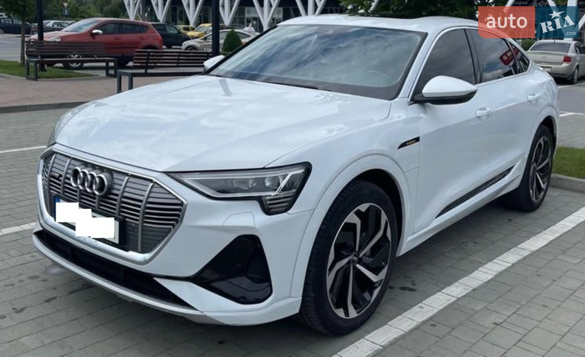 2020 Audi e-tron - мініатюра 6