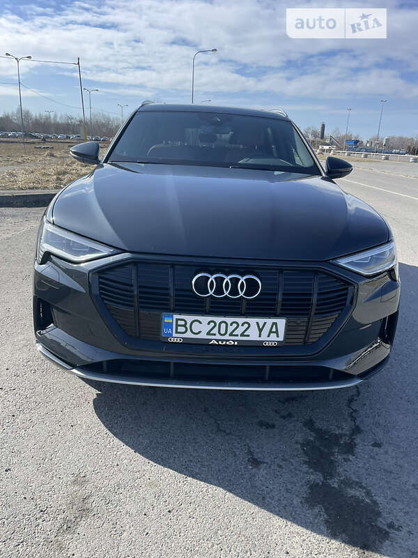 Позашляховик / Кросовер Audi e-tron 2020 в Львові