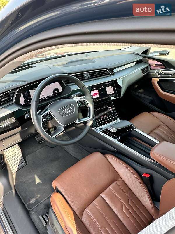 Внедорожник / Кроссовер Audi e-tron 2021 в Львове