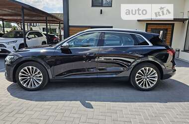 Позашляховик / Кросовер Audi e-tron 2020 в 