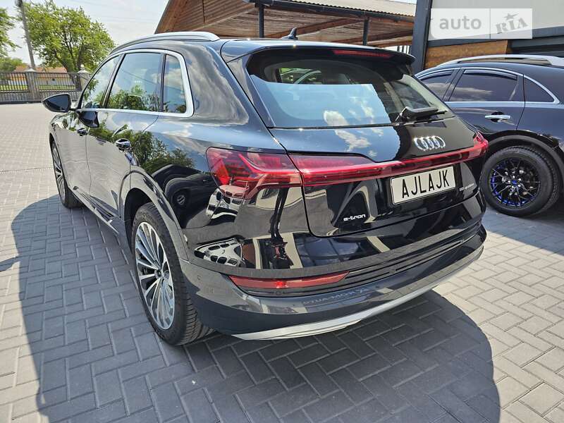 Позашляховик / Кросовер Audi e-tron 2020 в Коломиї