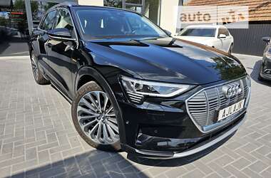 Позашляховик / Кросовер Audi e-tron 2020 в 