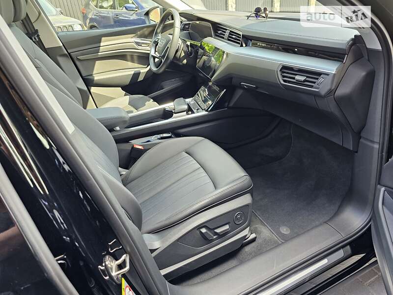 Позашляховик / Кросовер Audi e-tron 2020 в Коломиї