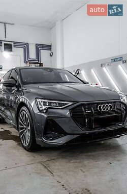 Audi e-tron 2021 Audi e-tron 2021