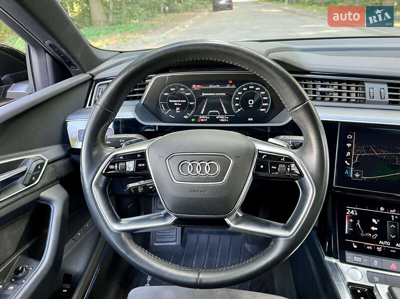 Внедорожник / Кроссовер Audi e-tron 2020 в Виннице