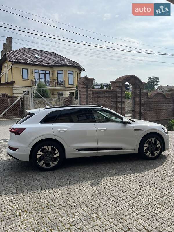 Внедорожник / Кроссовер Audi e-tron 2021 в Хмельницком