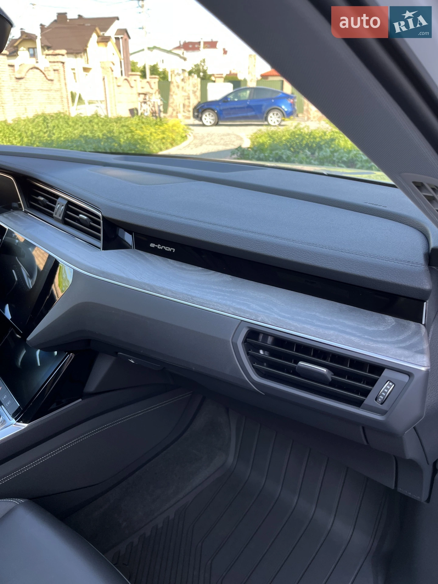 2021 Audi e-tron - мініатюра 39