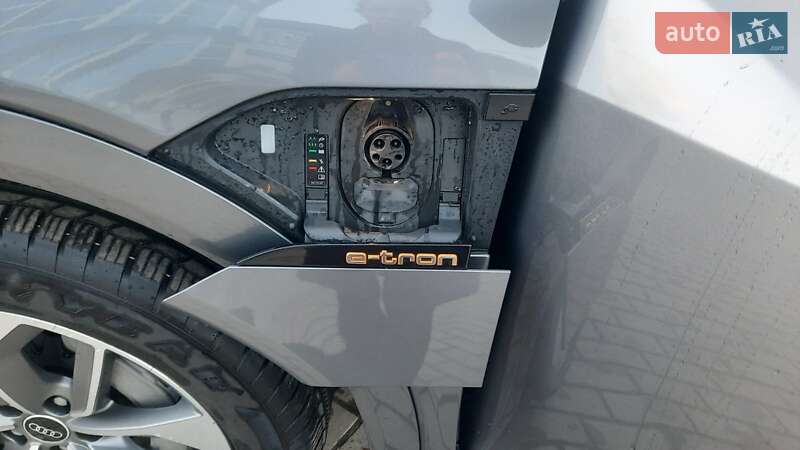 Позашляховик / Кросовер Audi e-tron 2020 в Моршині
