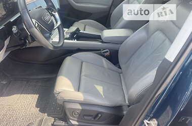 Внедорожник / Кроссовер Audi e-tron 2019 в 