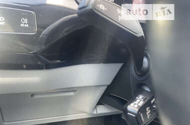 Внедорожник / Кроссовер Audi e-tron 2019 в 