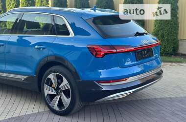 Позашляховик / Кросовер Audi e-tron 2019 в Мукачевому