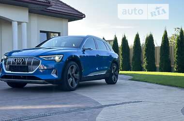 Audi e-tron 2019