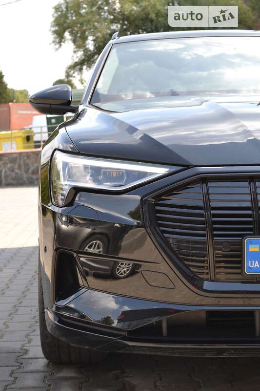 Внедорожник / Кроссовер Audi e-tron 2019 в Хмельницком