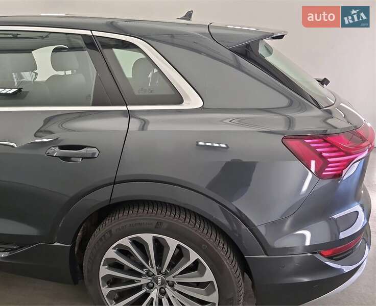 Внедорожник / Кроссовер Audi e-tron 2020 в Львове