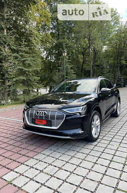 Позашляховик / Кросовер Audi e-tron 2019 в Тернополі