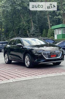 Позашляховик / Кросовер Audi e-tron 2019 в Тернополі