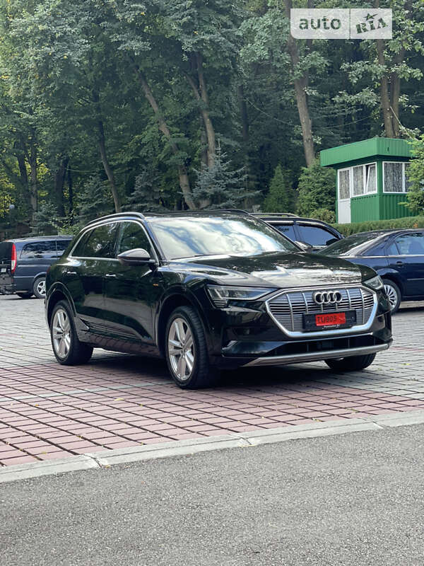 Внедорожник / Кроссовер Audi e-tron 2019 в Тернополе фото 84 Внедорожник / Кроссовер Audi e-tron 2019 в Тернополе