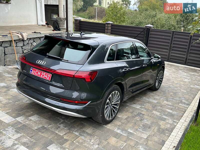 Внедорожник / Кроссовер Audi e-tron 2020 в Львове