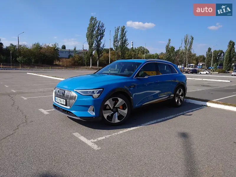 Audi e-tron 2018