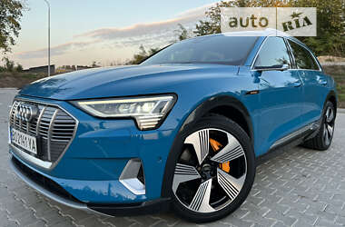 Audi e-tron 2019