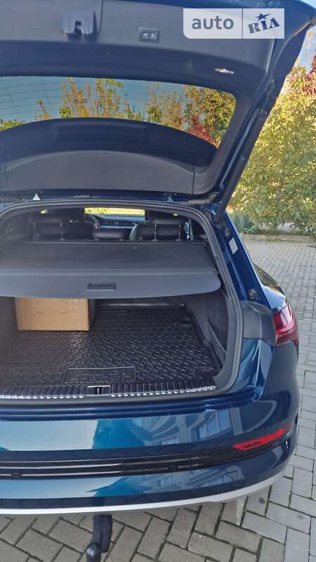 Внедорожник / Кроссовер Audi e-tron 2019 в Черновцах фото 13 Внедорожник / Кроссовер Audi e-tron 2019 в Черновцах