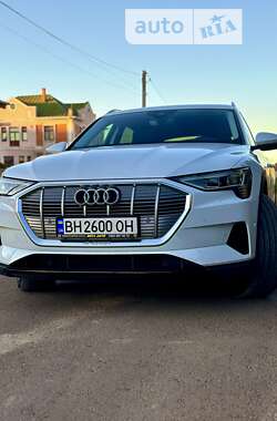 Внедорожник / Кроссовер Audi e-tron 2020 в Одессе