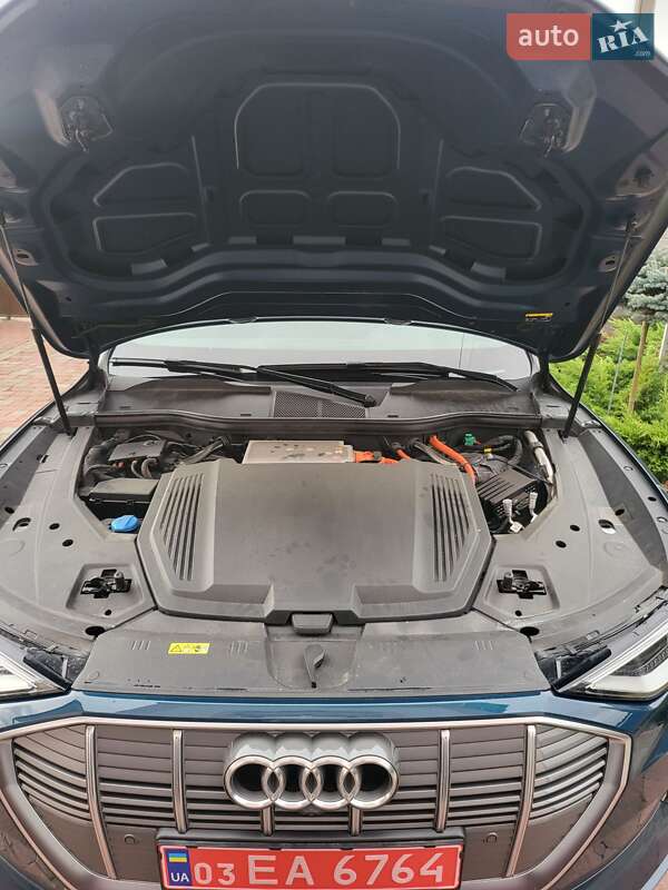 Внедорожник / Кроссовер Audi e-tron 2019 в Львове