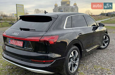 Внедорожник / Кроссовер Audi e-tron 2019 в 