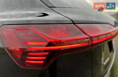 Внедорожник / Кроссовер Audi e-tron 2019 в 