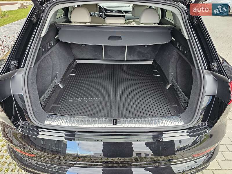 Внедорожник / Кроссовер Audi e-tron 2021 в Львове