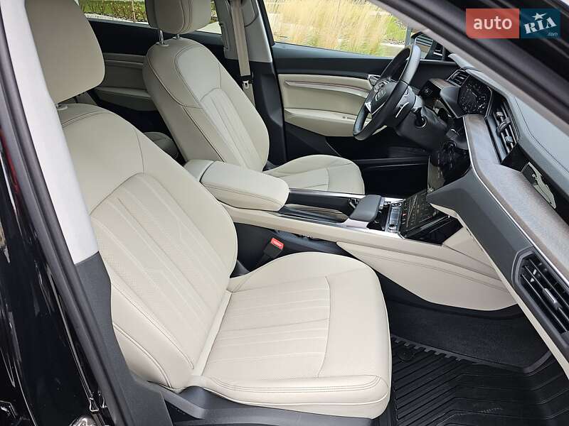 Внедорожник / Кроссовер Audi e-tron 2021 в Львове