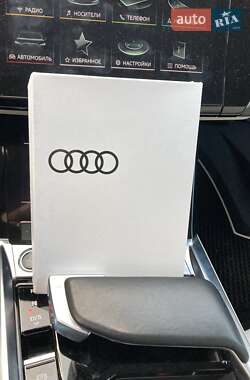 Внедорожник / Кроссовер Audi e-tron 2021 в 