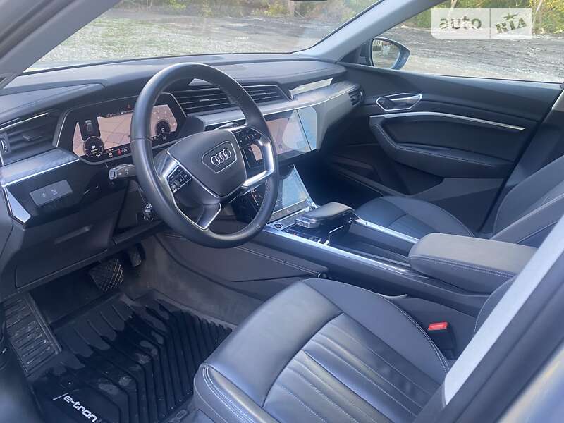 Внедорожник / Кроссовер Audi e-tron 2022 в Черновцах