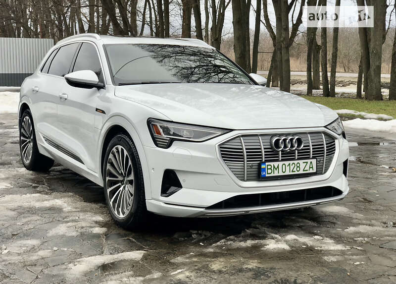 Внедорожник / Кроссовер Audi e-tron 2019 в Сумах