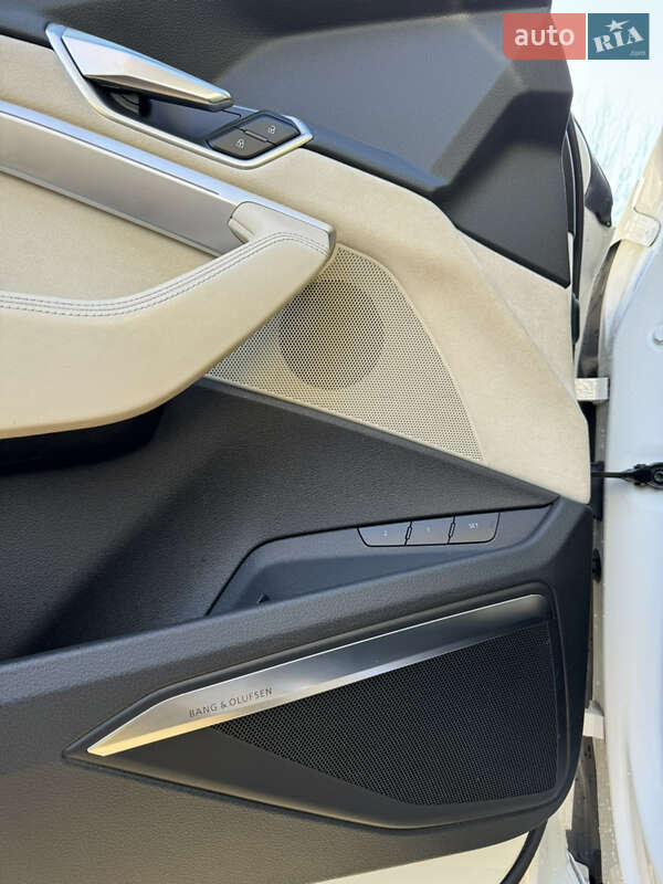 Позашляховик / Кросовер Audi e-tron 2019 в Львові
