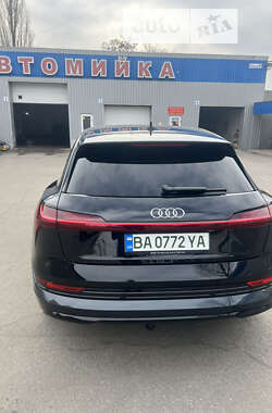 Внедорожник / Кроссовер Audi e-tron 2021 в Кропивницком