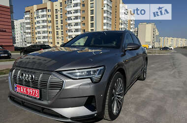 Позашляховик / Кросовер Audi e-tron 2019 в Вінниці