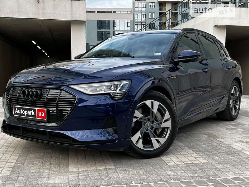 Позашляховик / Кросовер Audi e-tron 2021 в Львові