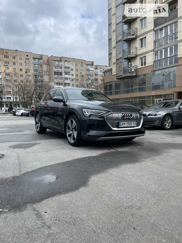 Внедорожник / Кроссовер Audi e-tron 2019 в Житомире