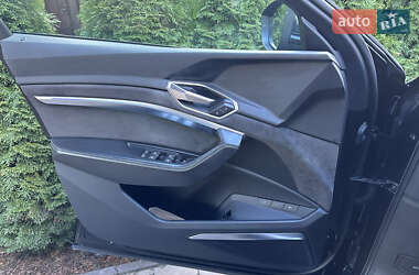 Внедорожник / Кроссовер Audi e-tron 2019 в Львове