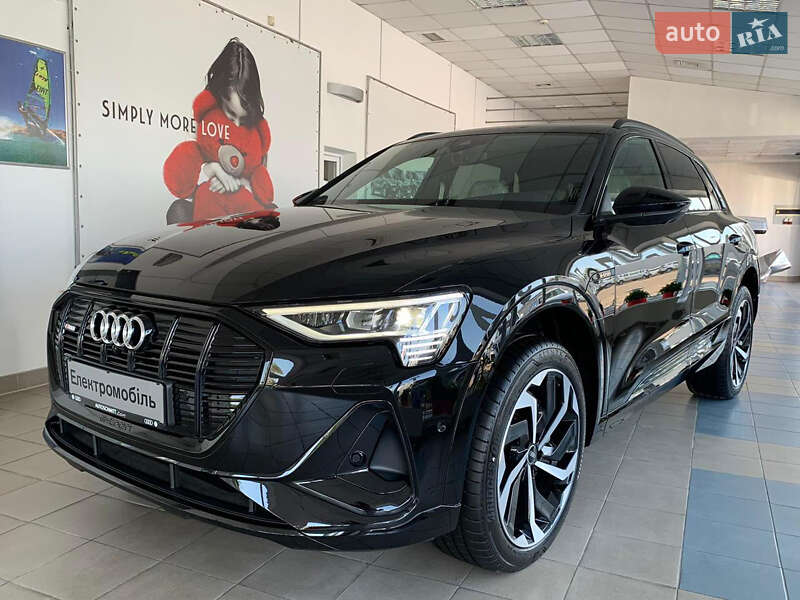 Внедорожник / Кроссовер Audi e-tron 2021 в Киеве