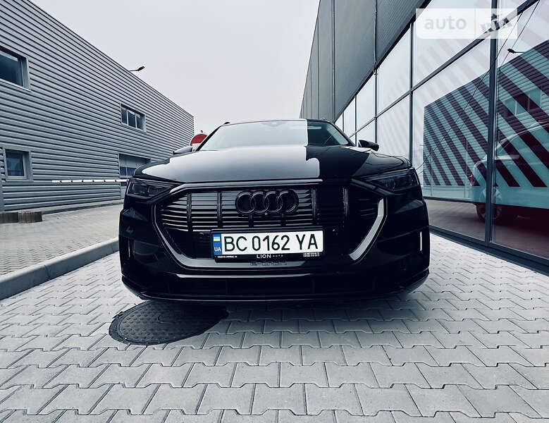 Позашляховик / Кросовер Audi e-tron 2021 в Львові