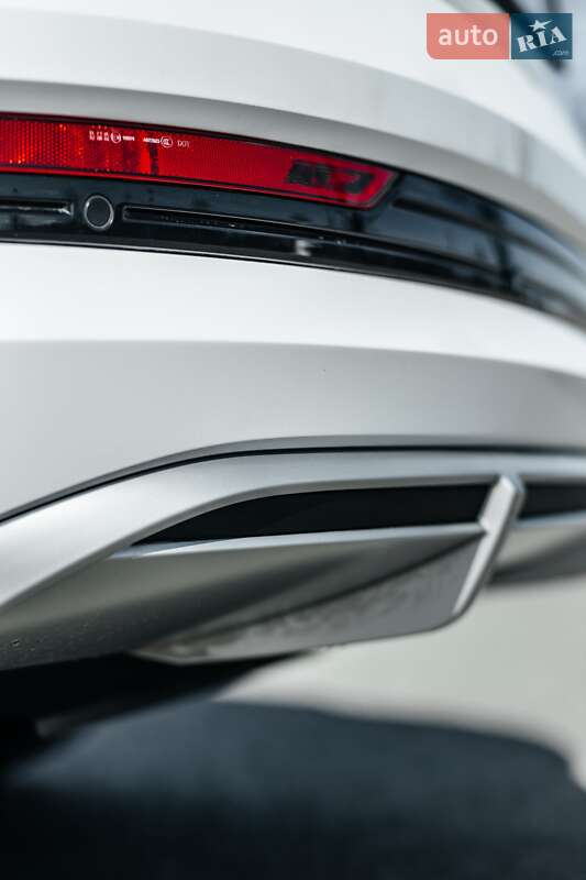 Внедорожник / Кроссовер Audi e-tron 2019 в Киеве фото 69 Внедорожник / Кроссовер Audi e-tron 2019 в Киеве