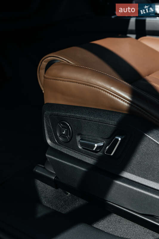 Внедорожник / Кроссовер Audi e-tron 2019 в Киеве фото 80 Внедорожник / Кроссовер Audi e-tron 2019 в Киеве