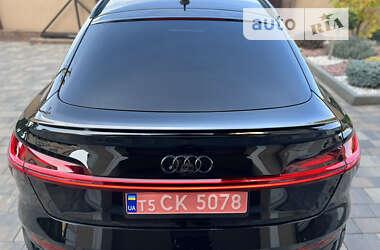 Внедорожник / Кроссовер Audi e-tron 2022 в Черновцах
