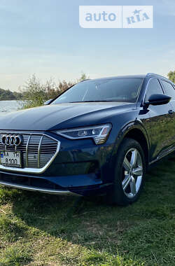 Audi e-tron 2019